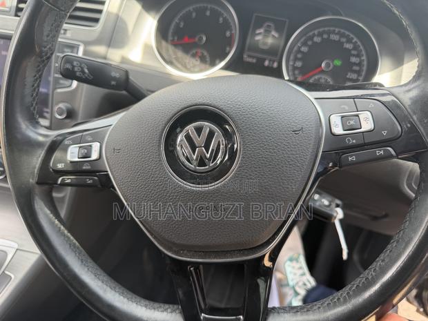 Volkswagen Golf 2013 Black