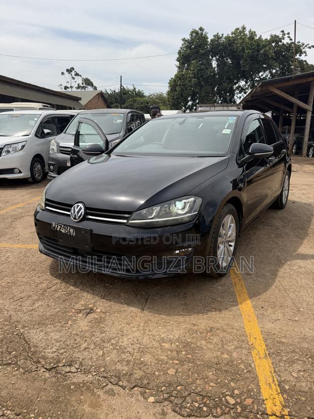 Volkswagen Golf 2013 Black