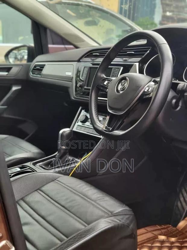 Car 2015 Brown