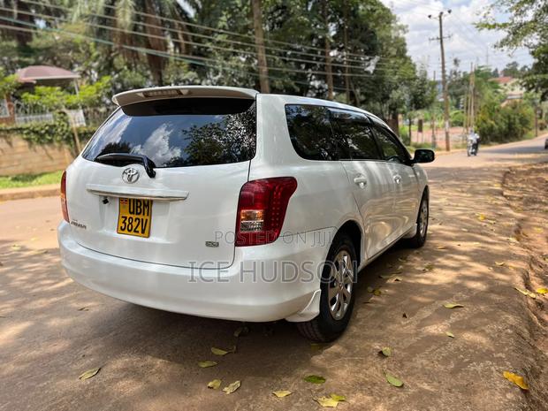 Toyota Corolla Fielder 2008 White