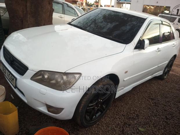 Toyota Alphard 2004 White
