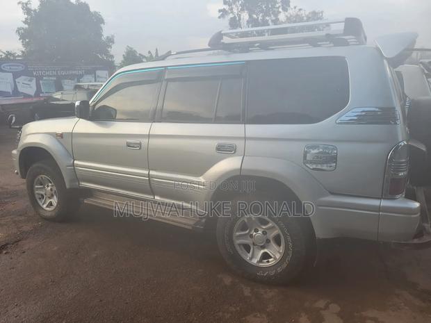 Toyota Land Cruiser Prado 3.0 TD 1999 Silver