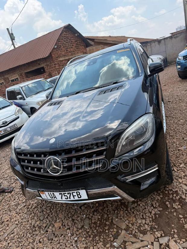 Mercedes-Benz M Class 2013 Black
