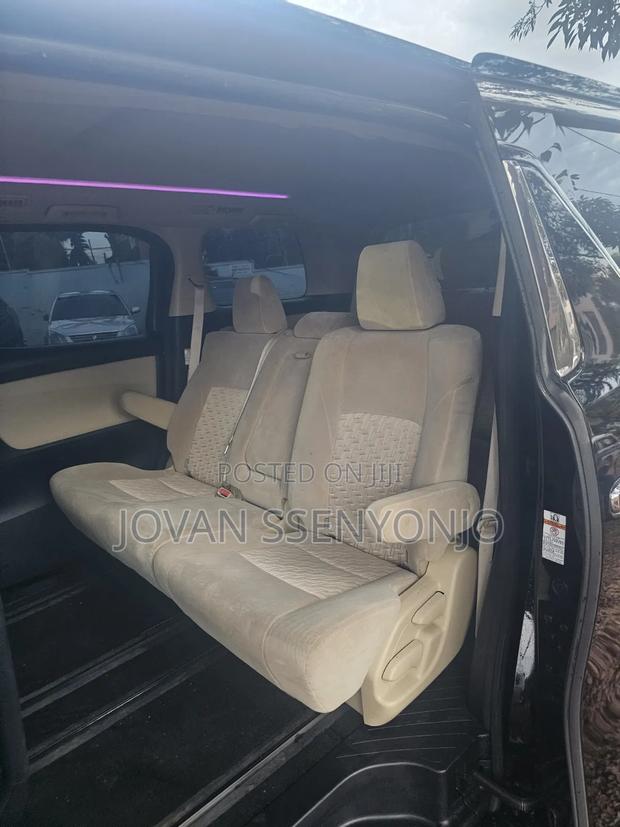 Toyota Alphard 2017 Black