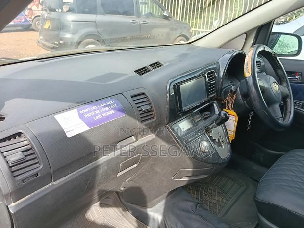 Toyota Wish 2008 White