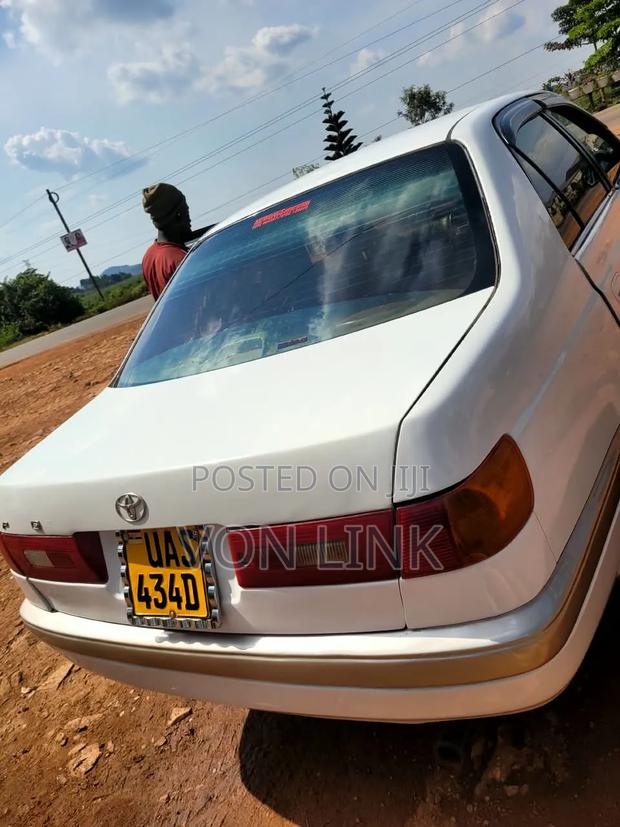 Toyota Corona Premio 1.8 FWD 1998 Pearl