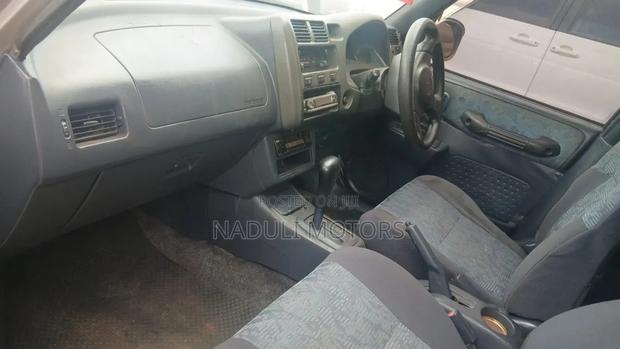 Toyota RAV4 Automatic 2000 Silver