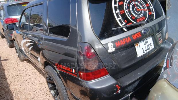 Subaru Forester 2005