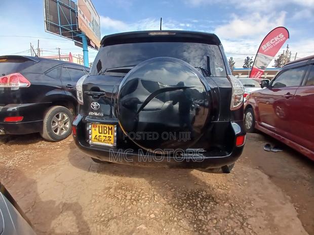 Toyota RAV4 2.5 2010 Black