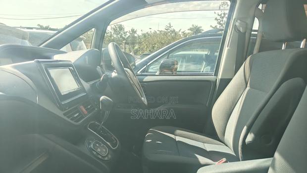 Toyota Noah 2015 Black