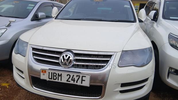 Volkswagen Touareg 2009 White