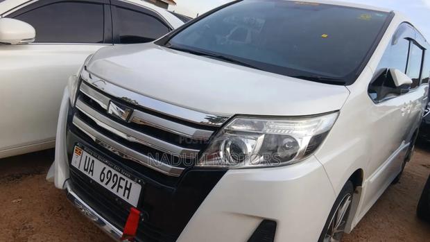 Toyota Noah 2016 White
