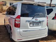 Toyota Noah 2012 White for sale