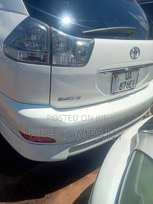 Toyota Harrier 2.4 2008 White