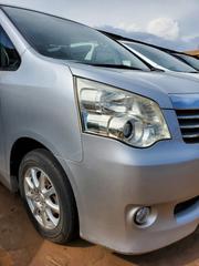 Toyota Noah 2.0 143hp AWD (8 Seater) 2013 Silver for sale