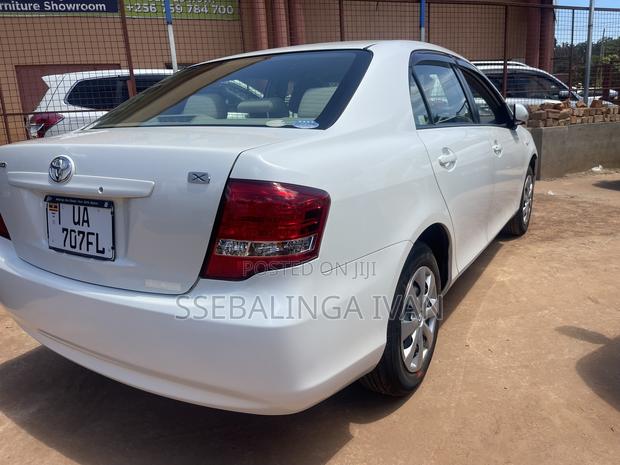 Toyota Corolla 2012 White