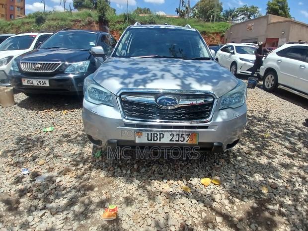 Subaru Forester 2.0XT Premium 4dr SUV AWD (2.0L 4cyl Turbo CVT) 2015