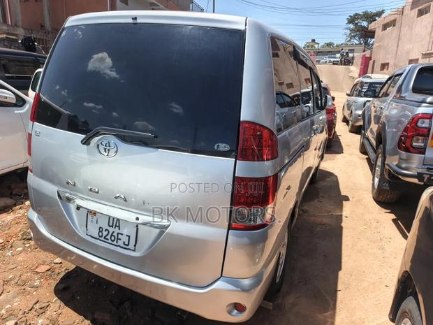 Toyota Noah 2.0 FWD (8 Seater) 2003 Silver