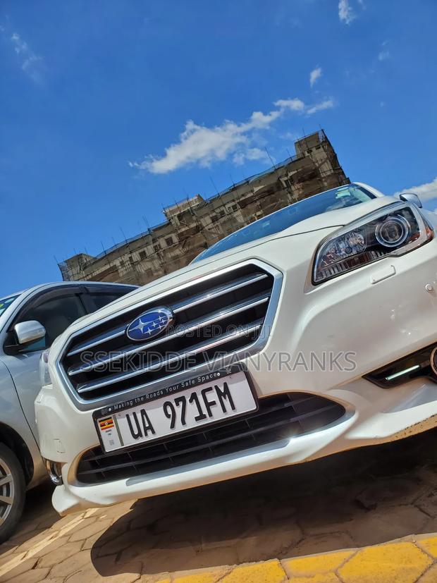 Subaru Legacy 2.5i Premium AWD 2017 Silver