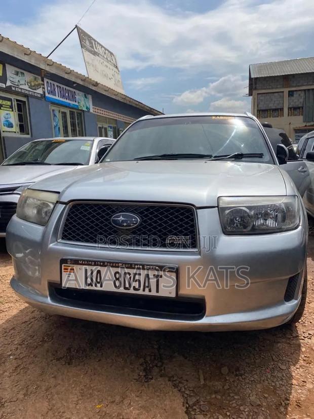 Subaru Forester Automatic 2005 Silver