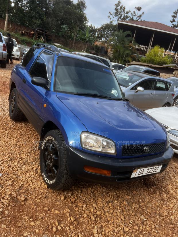 Toyota RAV4 Automatic 2003 Blue