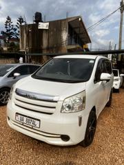 Toyota Noah 2.0 AWD (7 Seater) 2014 White for sale