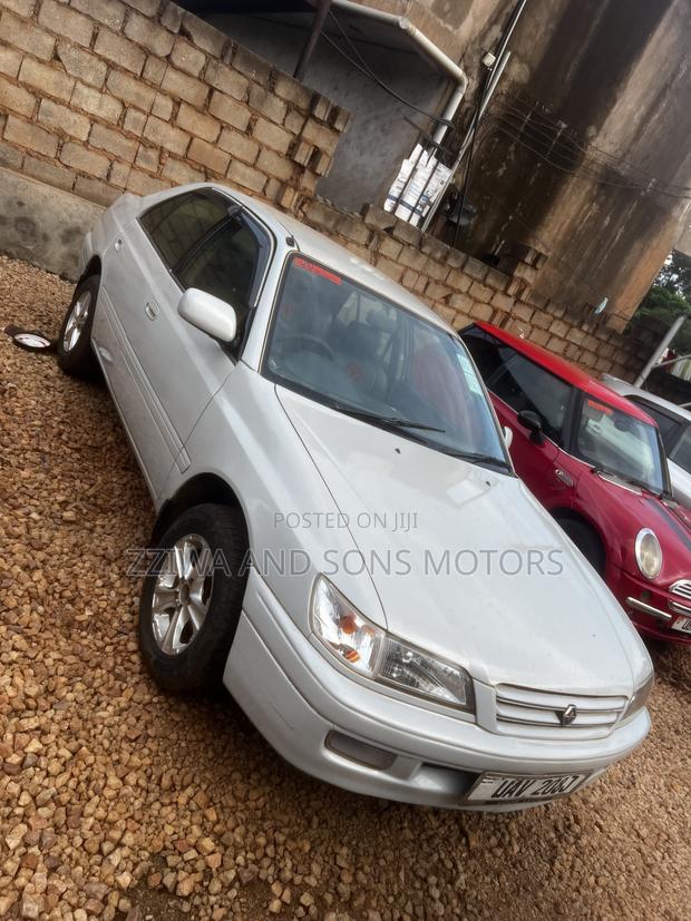 Toyota Corona Premio 1.8 FWD 2000 Silver