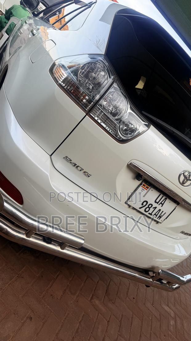 Toyota Harrier 2012 White