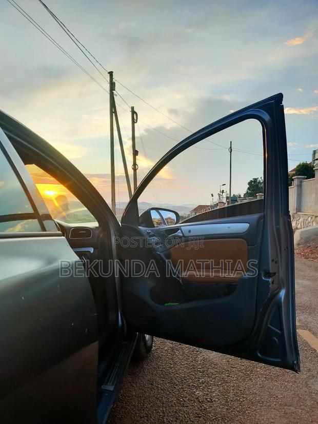Volkswagen Golf 2010 Gray