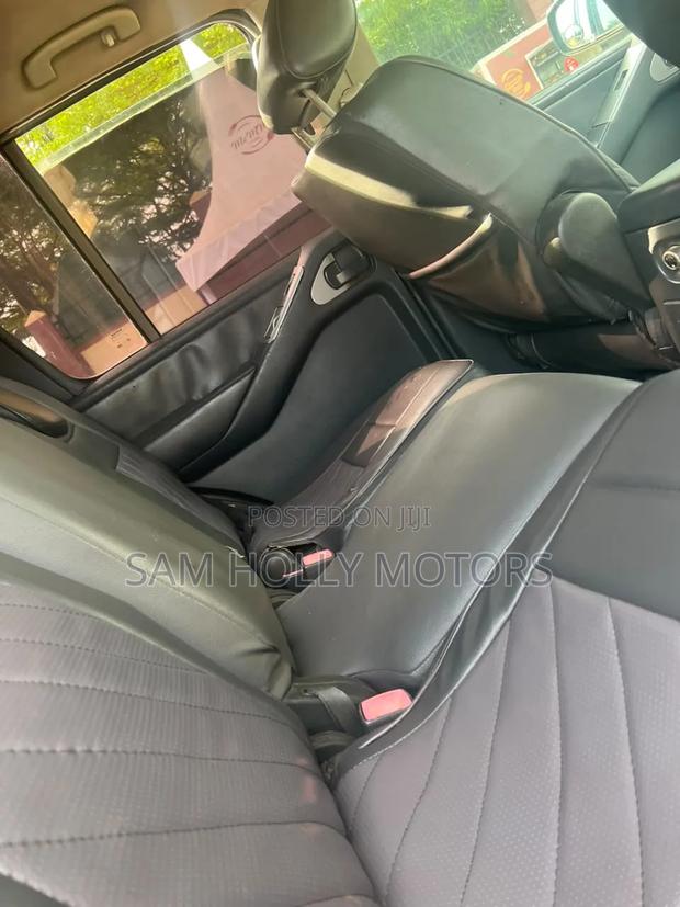 Nissan Pathfinder 2009 Black