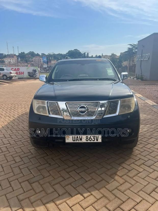 Nissan Pathfinder 2009 Black