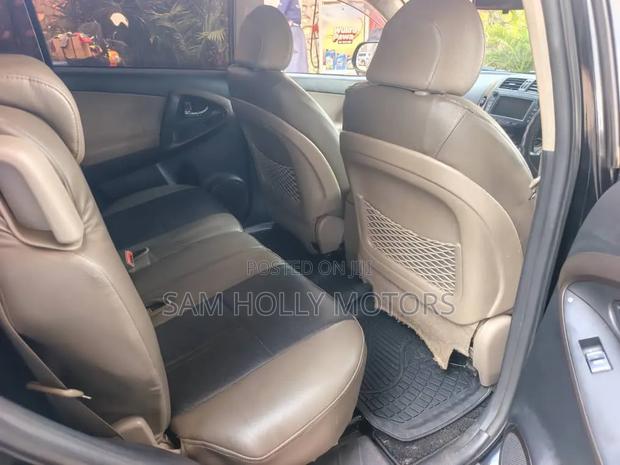 Toyota Vanguard 2009 Black