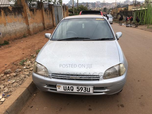 Toyota Starlet 1998 Silver