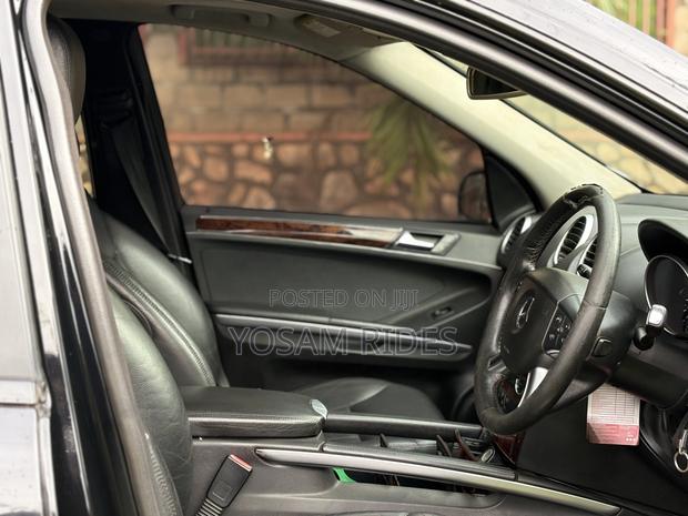 Mercedes-Benz M Class ML 350 AWD 4Matic (3.5L V6 7A) 2006 Black