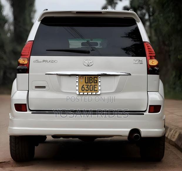 Toyota Land Cruiser Prado 2.7 i 2010 White