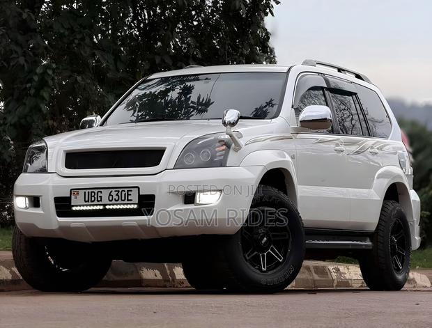 Toyota Land Cruiser Prado 2.7 i 2010 White