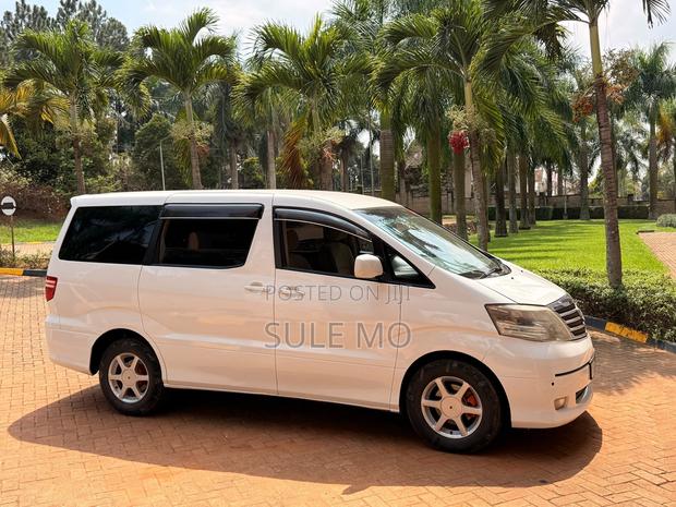 Toyota Alphard 2.4 Petrol AWD 2008 White