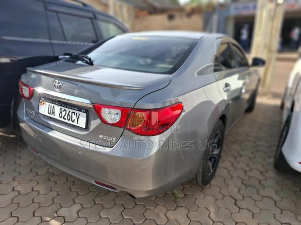 Toyota Mark X 2.5 RWD 2012 Gray
