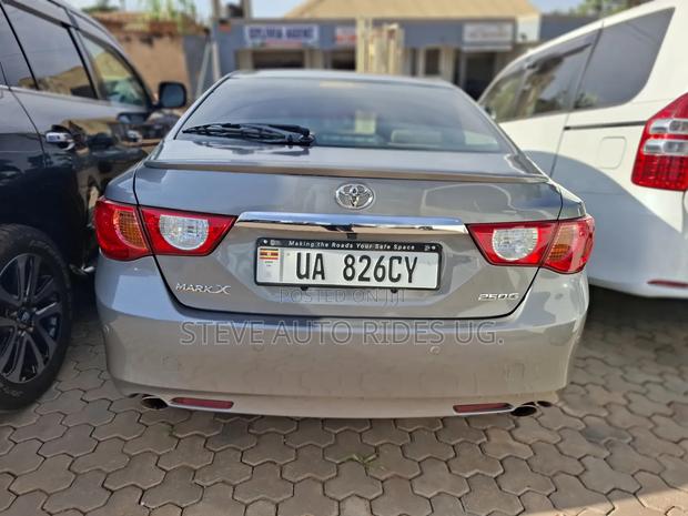 Toyota Mark X 2.5 RWD 2012 Gray