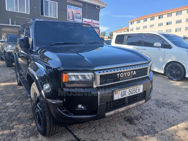 Toyota Land Cruiser Prado 2024 Black