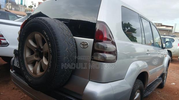 Toyota Land Cruiser Prado 2007 Silver