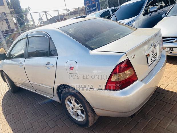 Toyota Corolla 2005 Silver