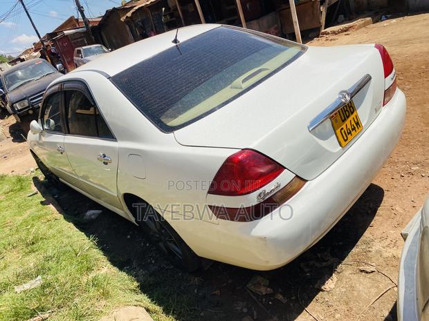 Toyota Mark II 2002