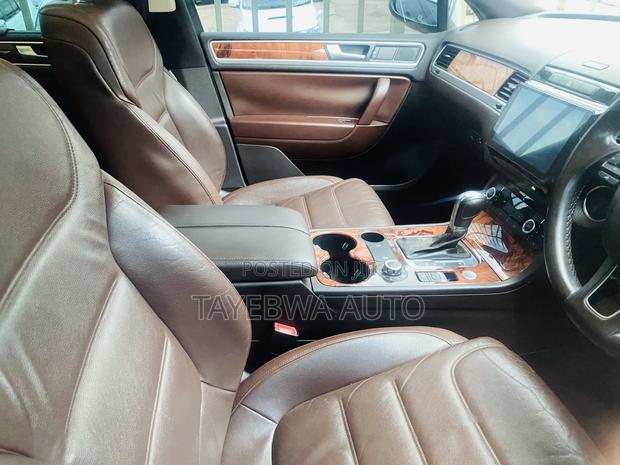 Volkswagen Touareg 2014