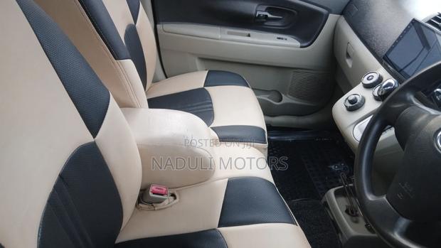 Toyota Passo Sette 1.5 FWD 2010