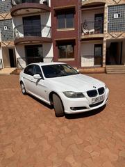 BMW 320i Sedan RWD 2010 White for sale