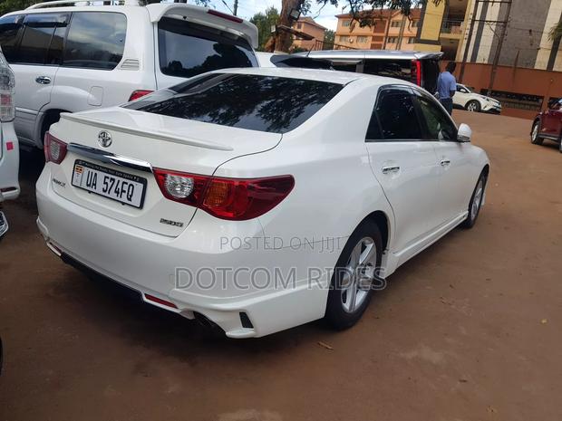 Toyota Mark X 2.5 RWD 2012 White