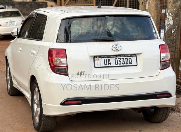 Toyota IST 2010 White