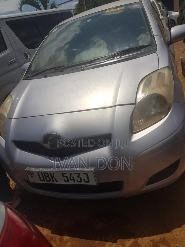 Toyota Vitz 1.0 FWD 3dr 2008 Gray