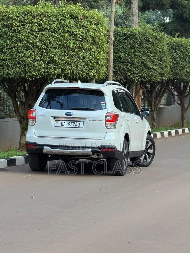 Subaru Forester 2.5i AWD 2016 White